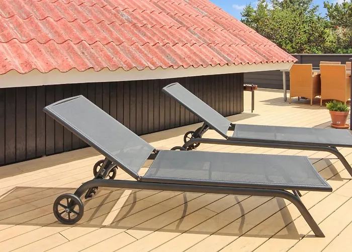 Josie - 200m From The Sea By Interhome *