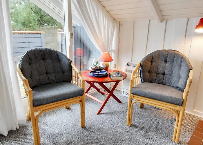 Josie - 200m From The Sea By Interhome *